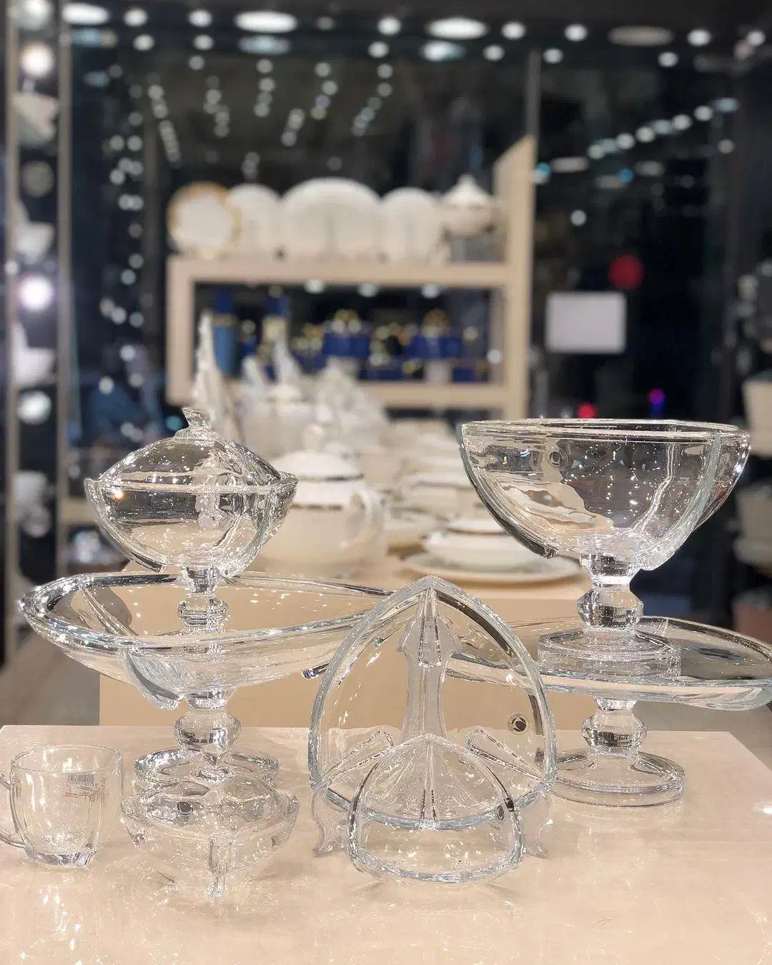 سرویس کریستال ۱۲ نفره ساخت چین آکبند|ظروف سرو و پذیرایی|تهران, شوش (باغ آذری)|دیوار