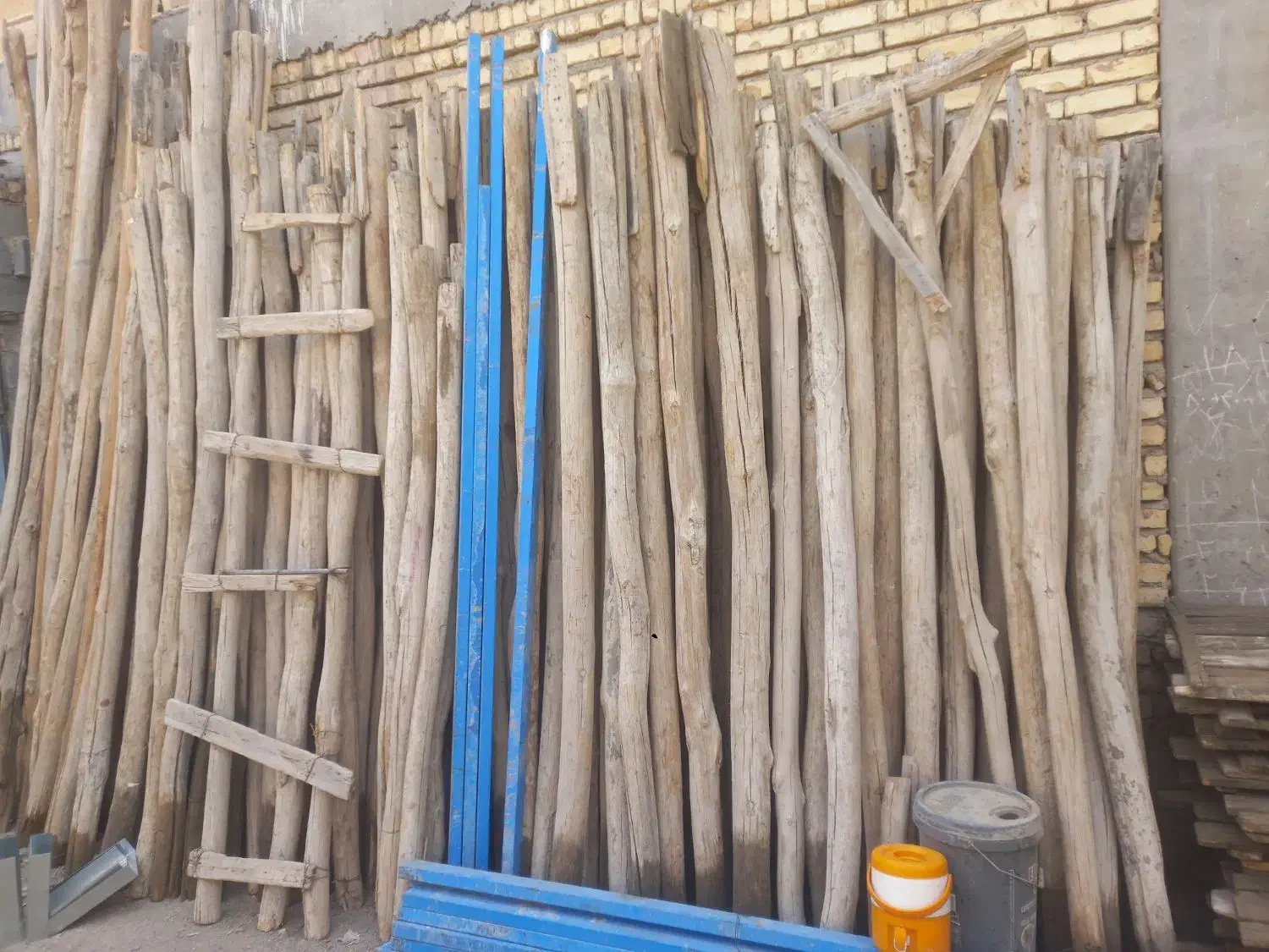 فروش تیر چوبی وشمی|مصالح و تجهیزات ساختمان|اصفهان, محله سفلی|دیوار