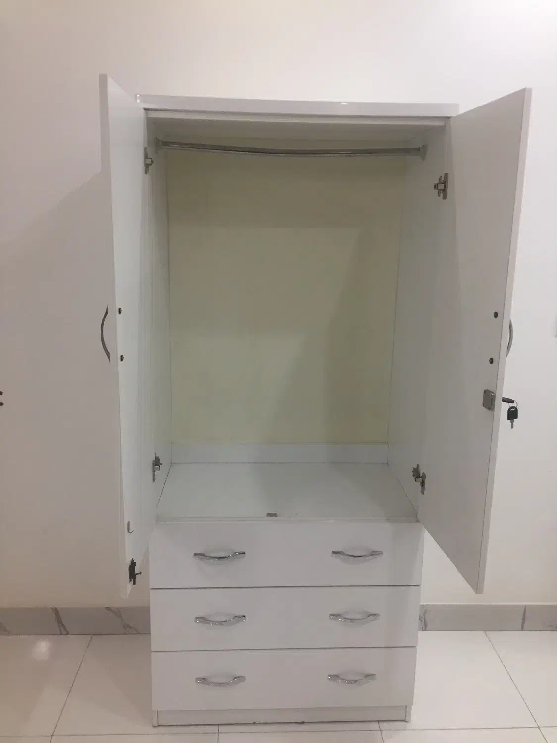 کمد mdf درحد نو|جاکفشی، کمد، دراور|آبادان, |دیوار