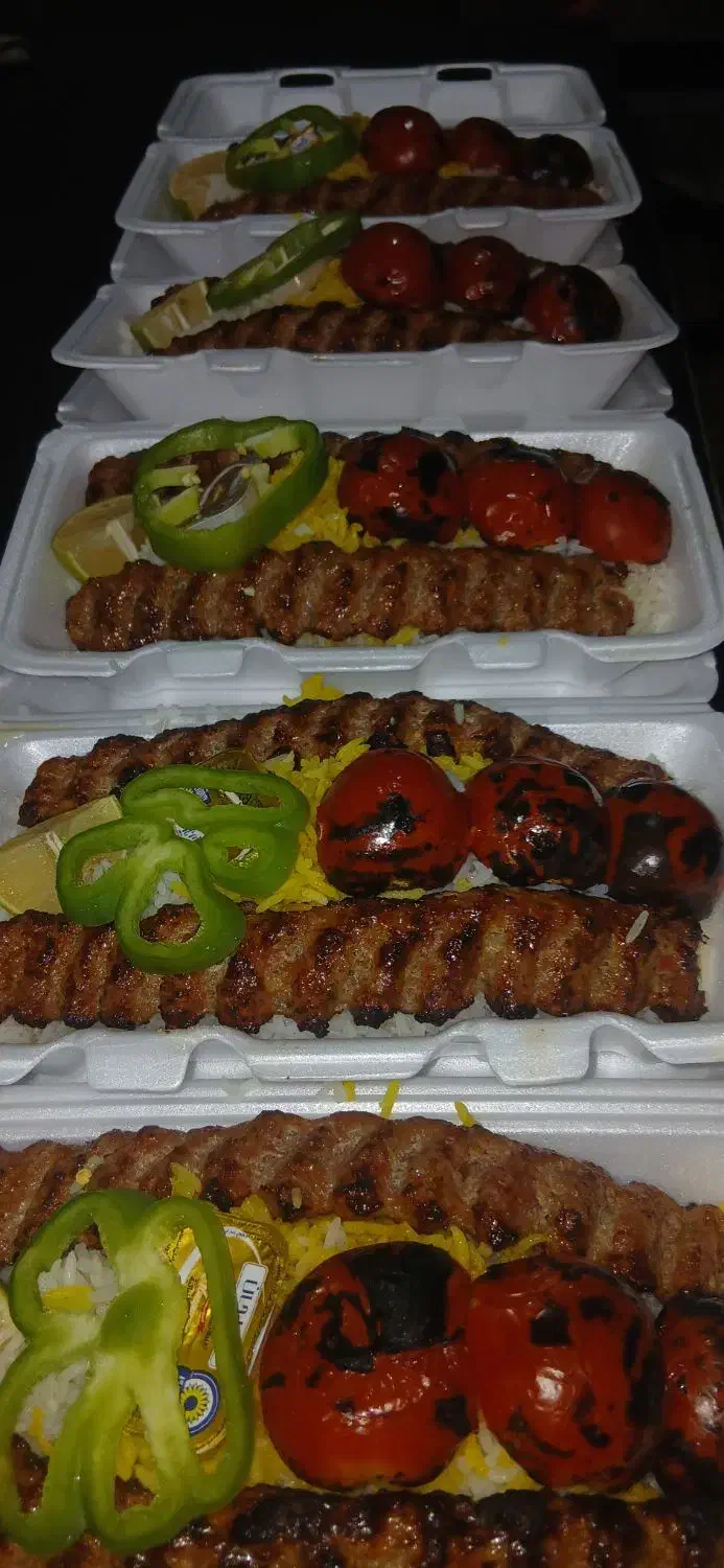 تهیه و توزیع غذای شرکت ها و کارخانجات آماده همکاری|خدمات پذیرایی، مراسم|احمدآبادمستوفی, |دیوار