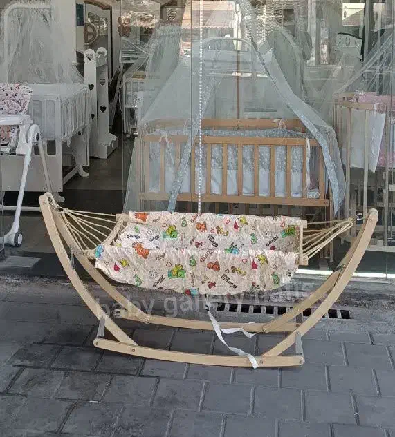 گهواره سنتی مدل قایق تخت کنارمادر مدل قایق تبریز|تخت و صندلی بچه|تبریز, |دیوار