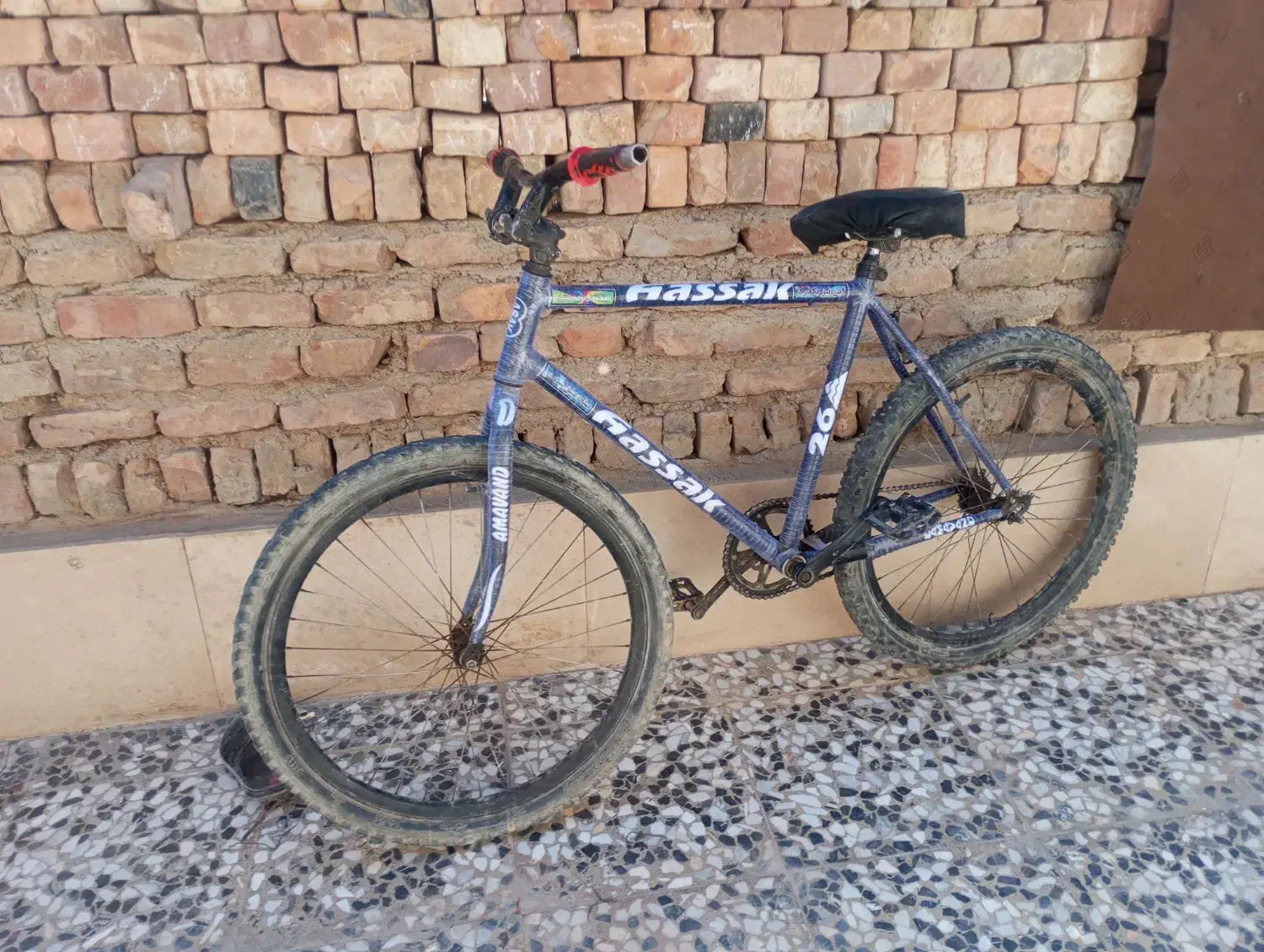 حمل و نقل|دوچرخه، اسکیت، اسکوتر|خاش, |دیوار