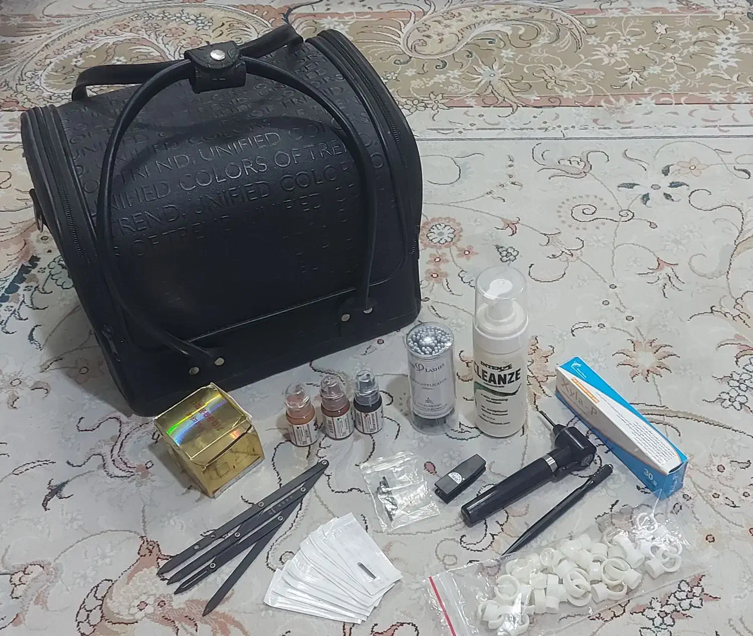 کیف تتو / ناخنکار/مژه کار|آرایشگاه و سالن‌های زیبایی|رودبار, |دیوار