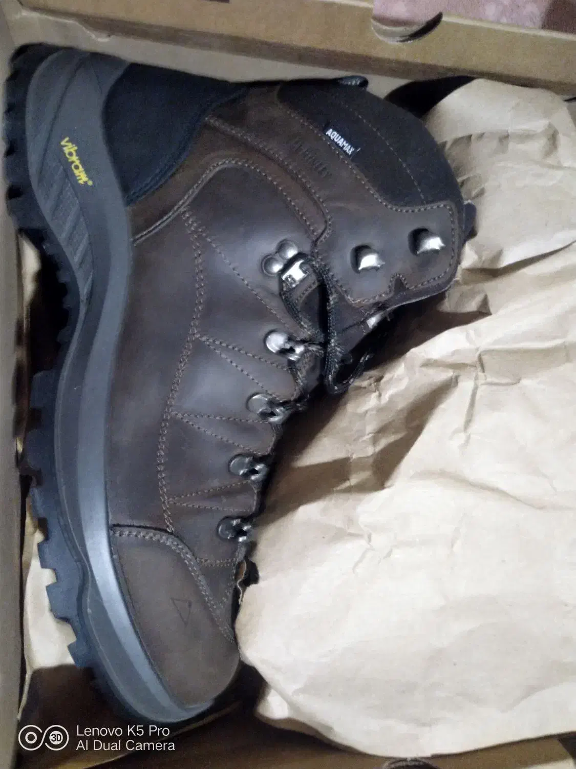 کفش کوه نوردی زیره ویبرام مکینلی|کیف، کفش، کمربند|تهران, ستارخان|دیوار