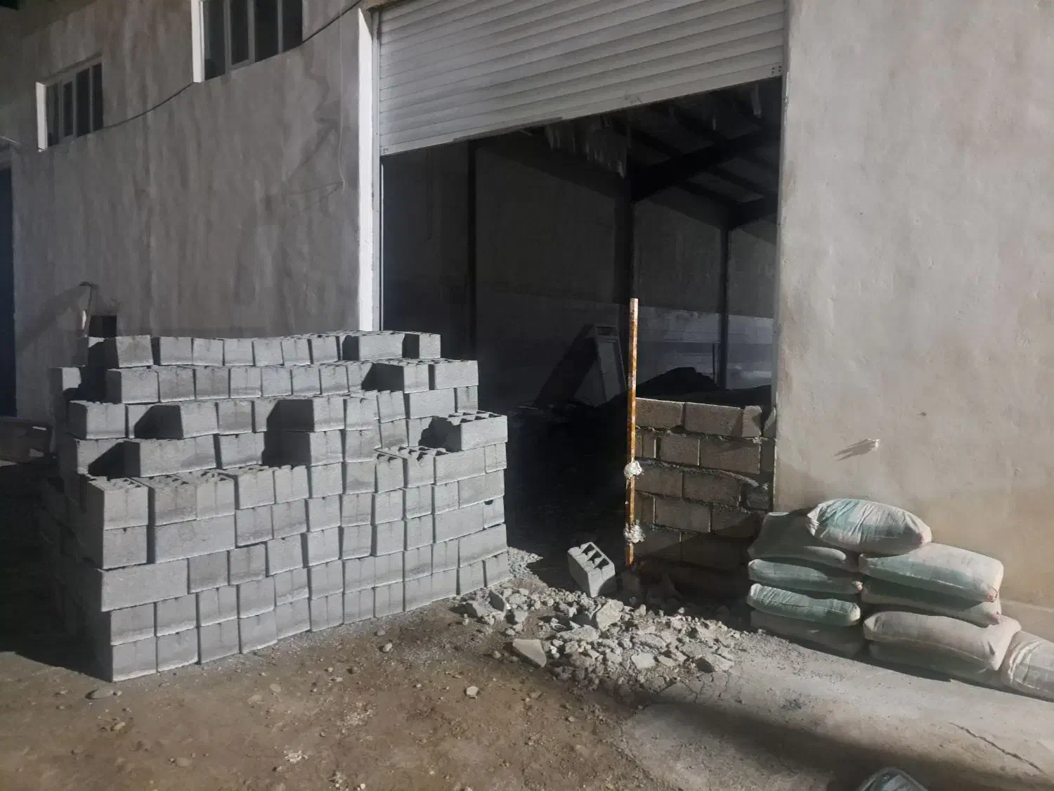 نیازمند کارگر ساده و فنی|استخدام صنعتی، فنی، مهندسی|چابهار, |دیوار