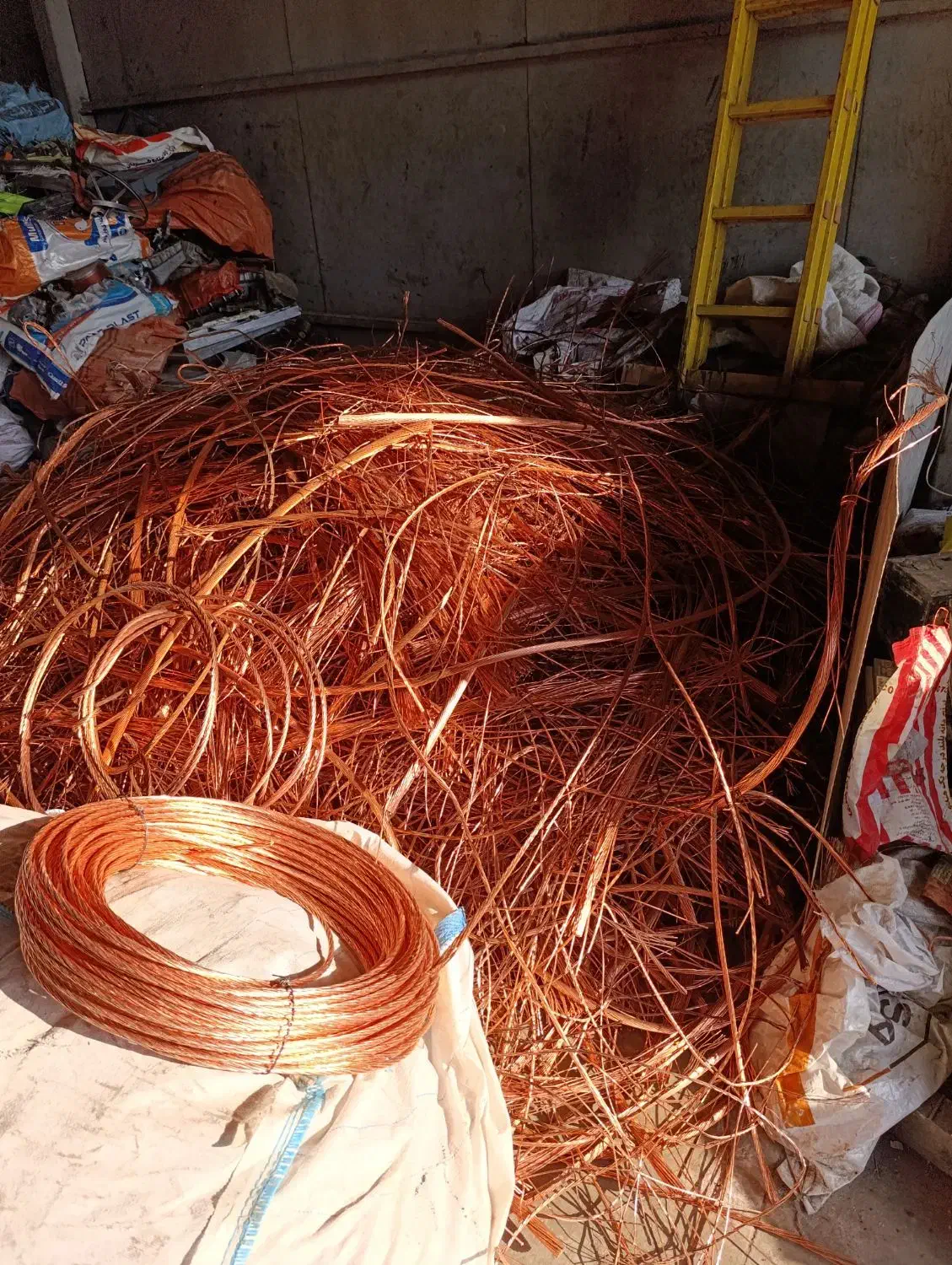 خریدار ضایعات آلومینیوم مس کابل آهن|عمده‌فروشی|اراک, |دیوار