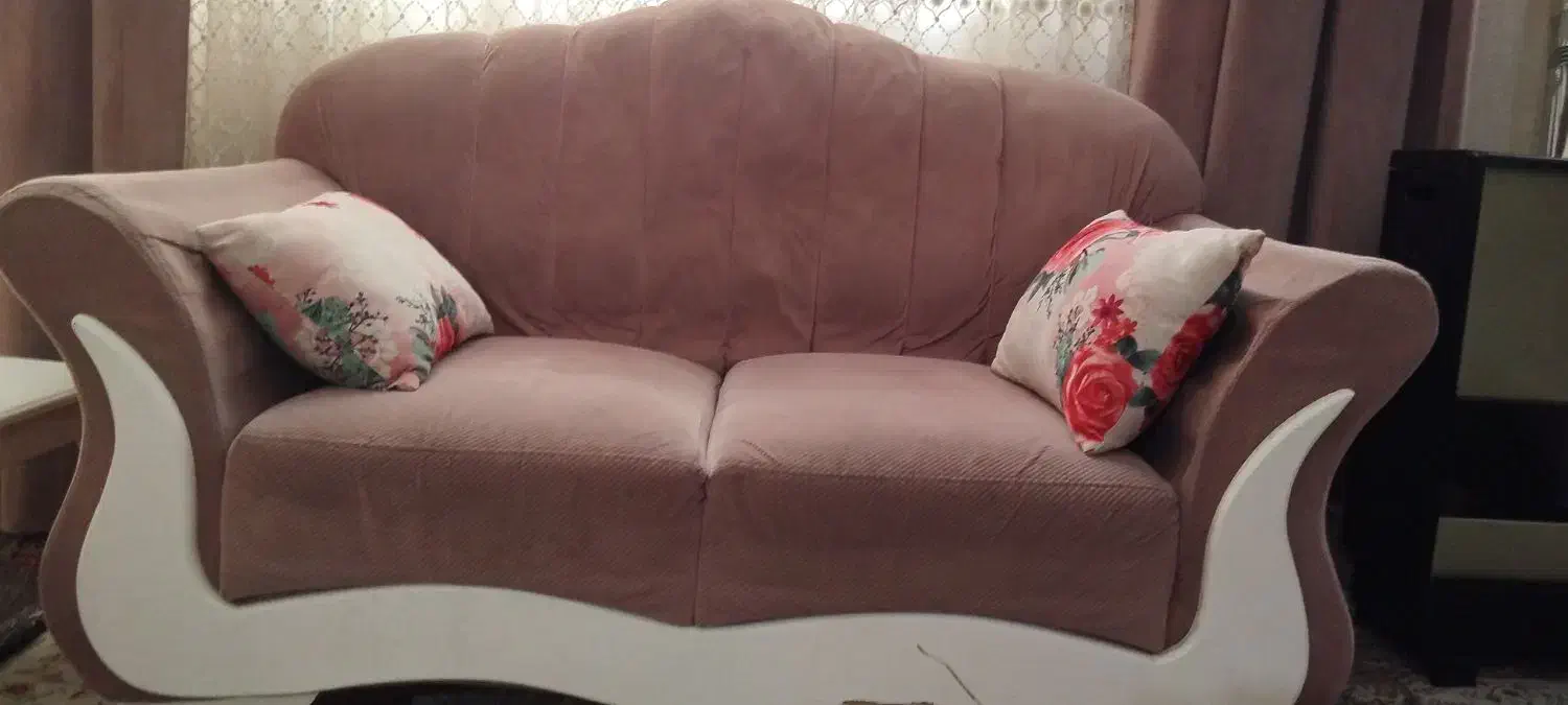 مبل ۴نفره|مبلمان خانگی و میز عسلی|اندیشه, اندیشه فاز ۴|دیوار