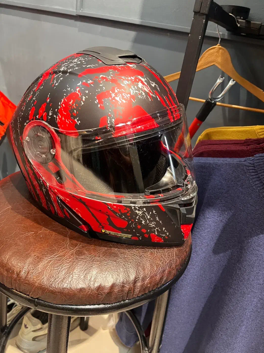 کلاه کاسکت فک متحرک|قطعات یدکی و لوازم جانبی|مهاباد (آذربایجان غربی), |دیوار