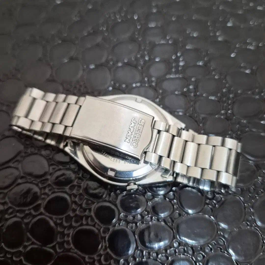 ساعت قدیمی|ساعت|خمینی‌شهر, |دیوار