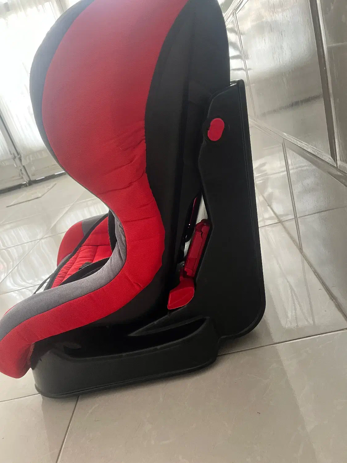 صندلی ماشین کودک|تخت و صندلی بچه|کاشمر, |دیوار