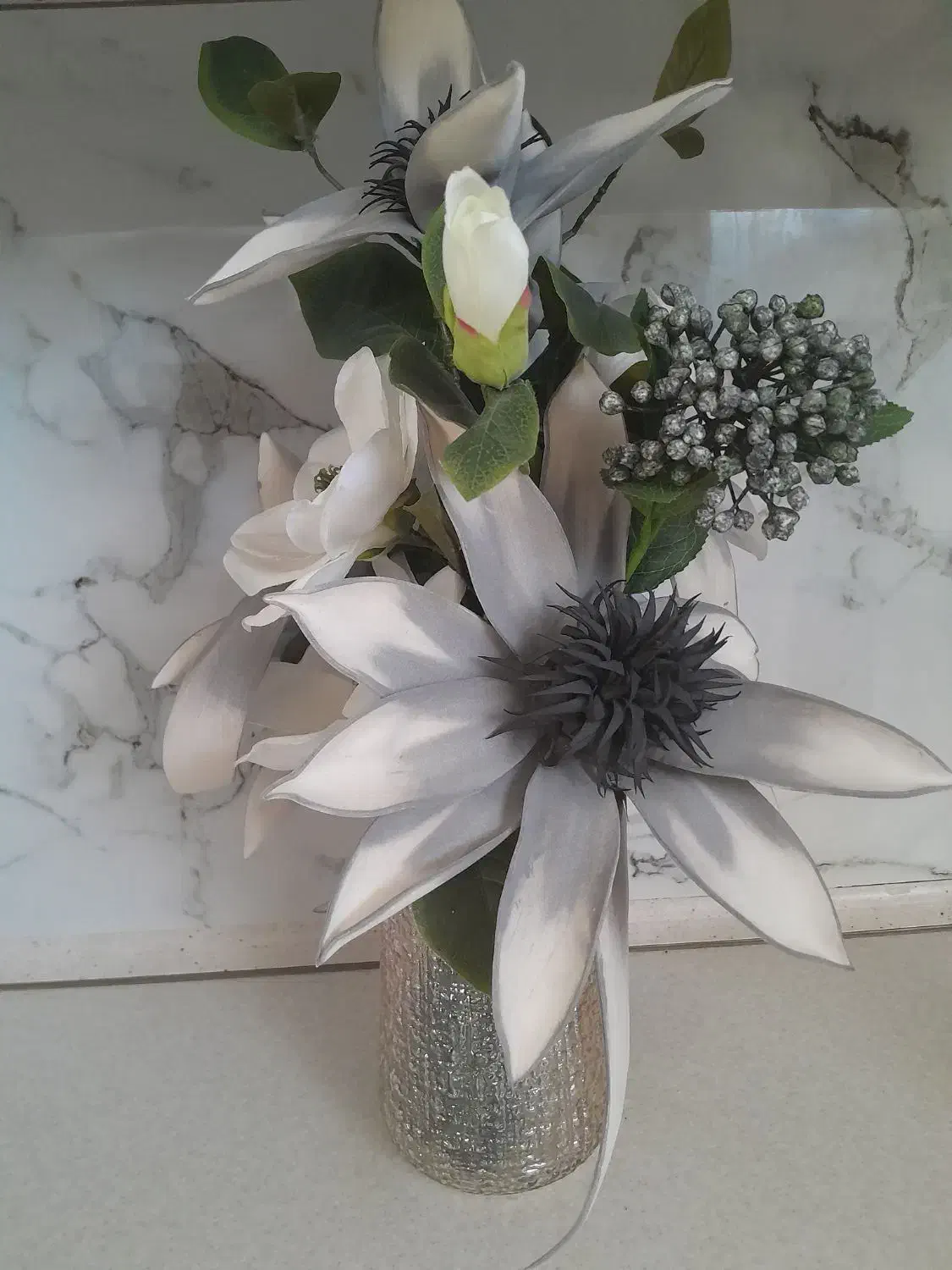 گل گلدون|گل مصنوعی|ملایر, |دیوار