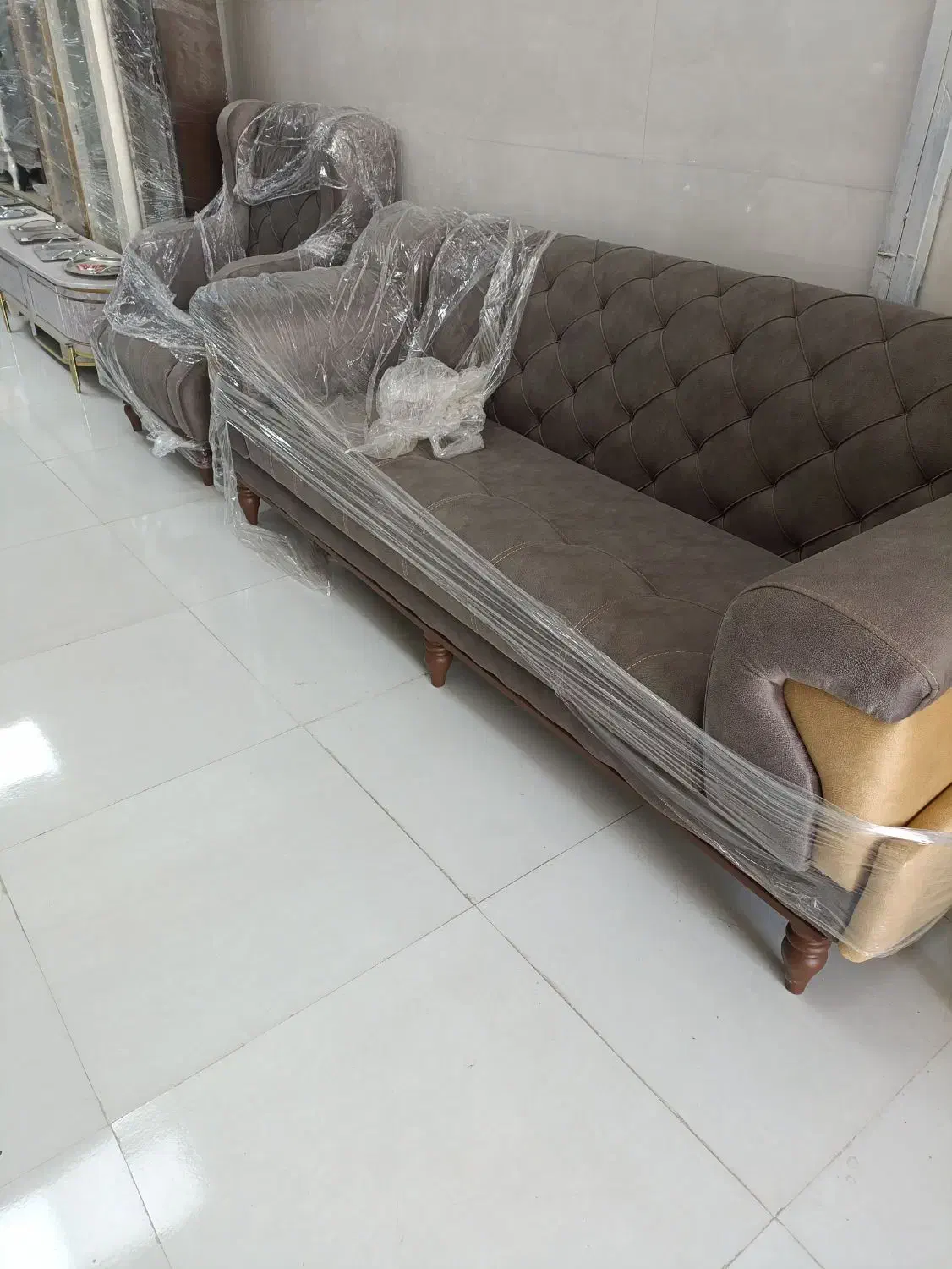 حراج وپخش زیر قیمت به علت تغییر شغل|مبلمان خانگی و میز عسلی|مشگین شهر, |دیوار