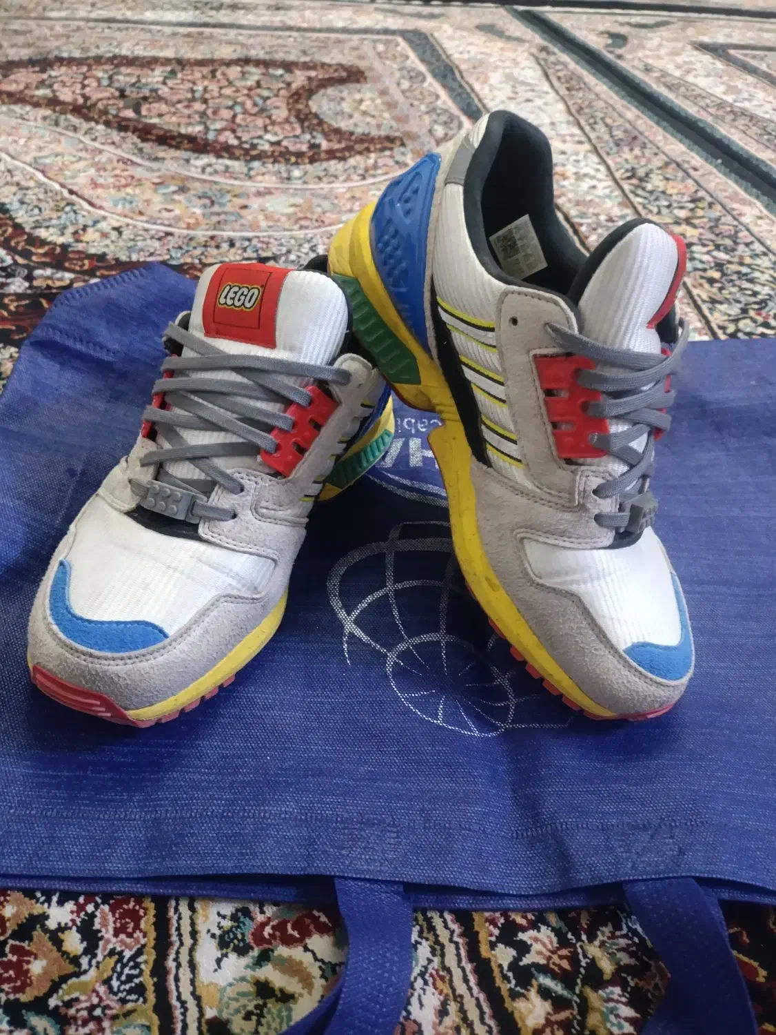 zx لگو|کیف، کفش، کمربند|رباط‌کریم, شترخوار|دیوار