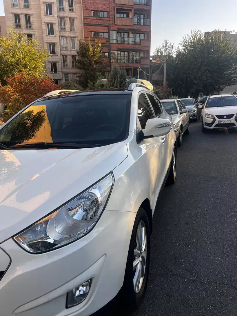 توسان 2013 بدون رنگ ۱۲۵۰۰۰ تا کارکرد|خودرو سواری و وانت|تهران, اباذر|دیوار