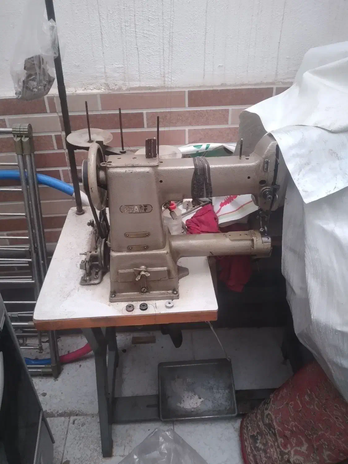 چرخ صنعتی کفاشی و کیف|چرخ خیاطی و ریسندگی|اندیشه, شهرک مریم|دیوار