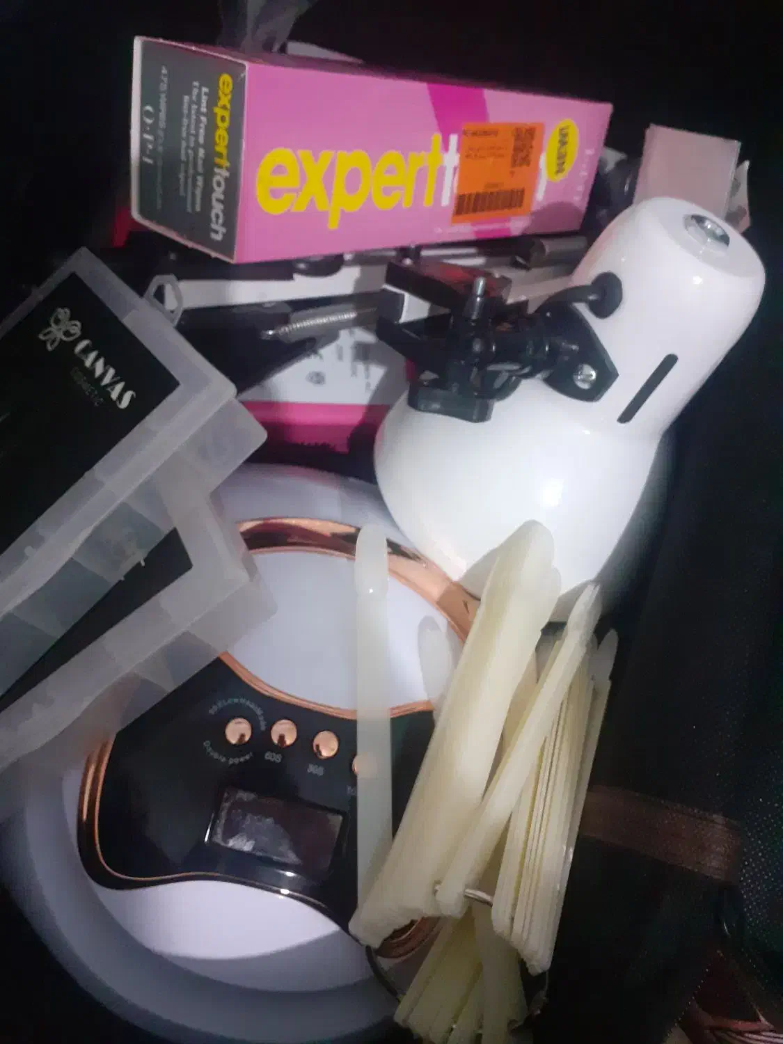 لوازم کاشت ناخن زیر قیمت بازار|آرایشی، بهداشتی، درمانی|شاهین‌شهر, گرگاب|دیوار