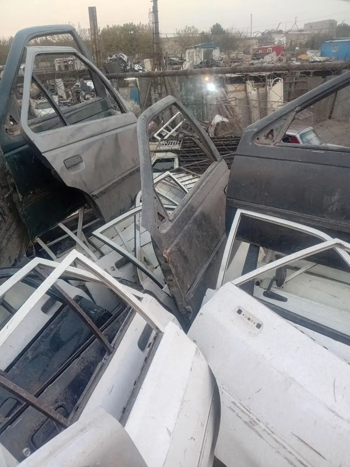 همه رقم درب کاپوت صندق پراید .پیکان|قطعات یدکی و لوازم جانبی|تهران, علی‌آباد|دیوار