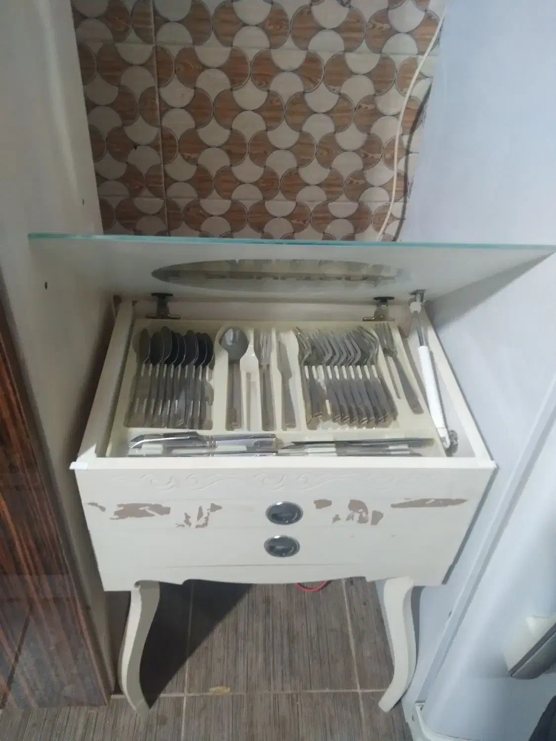 جاقاشقی|آب‌چکان و نظم‌دهنده ظروف|چابهار, |دیوار