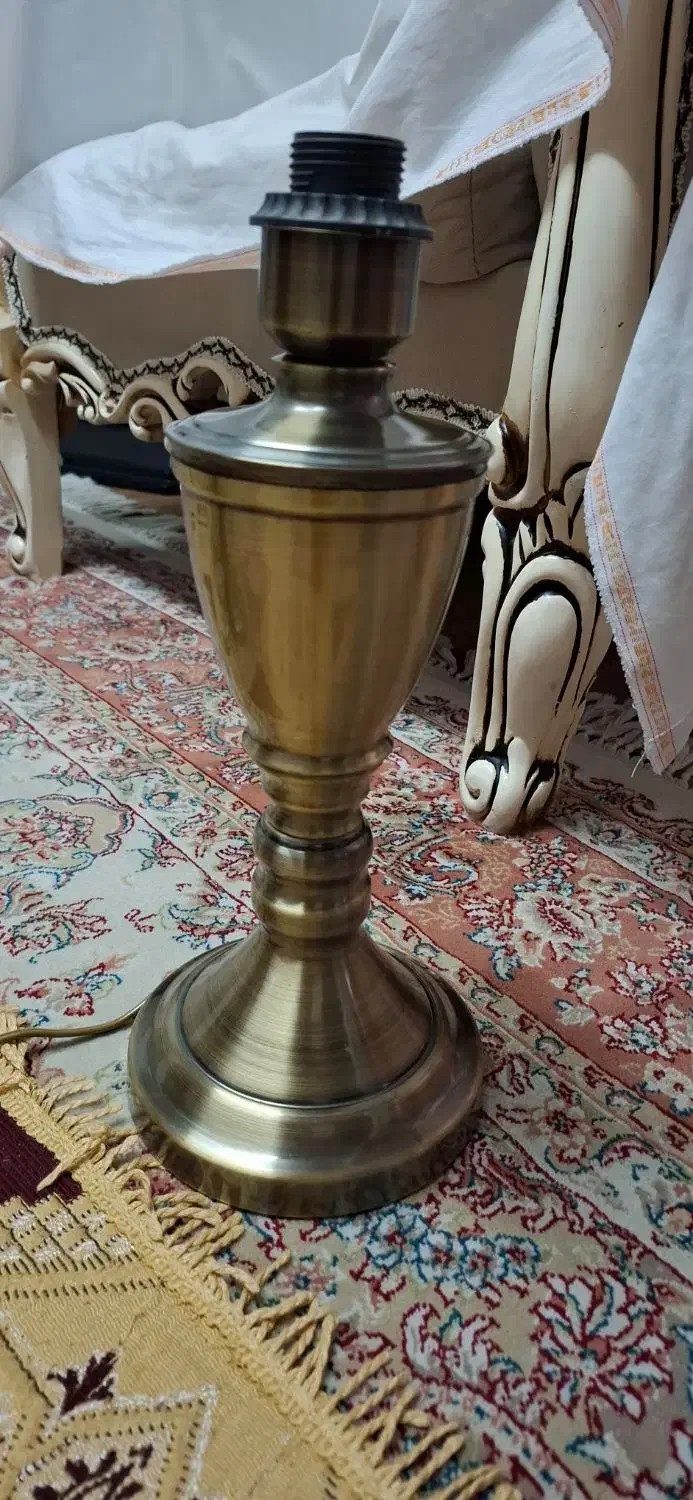 آباژور یک جفت سالم در حد نوع|چراغ خواب و آباژور|آستارا, |دیوار