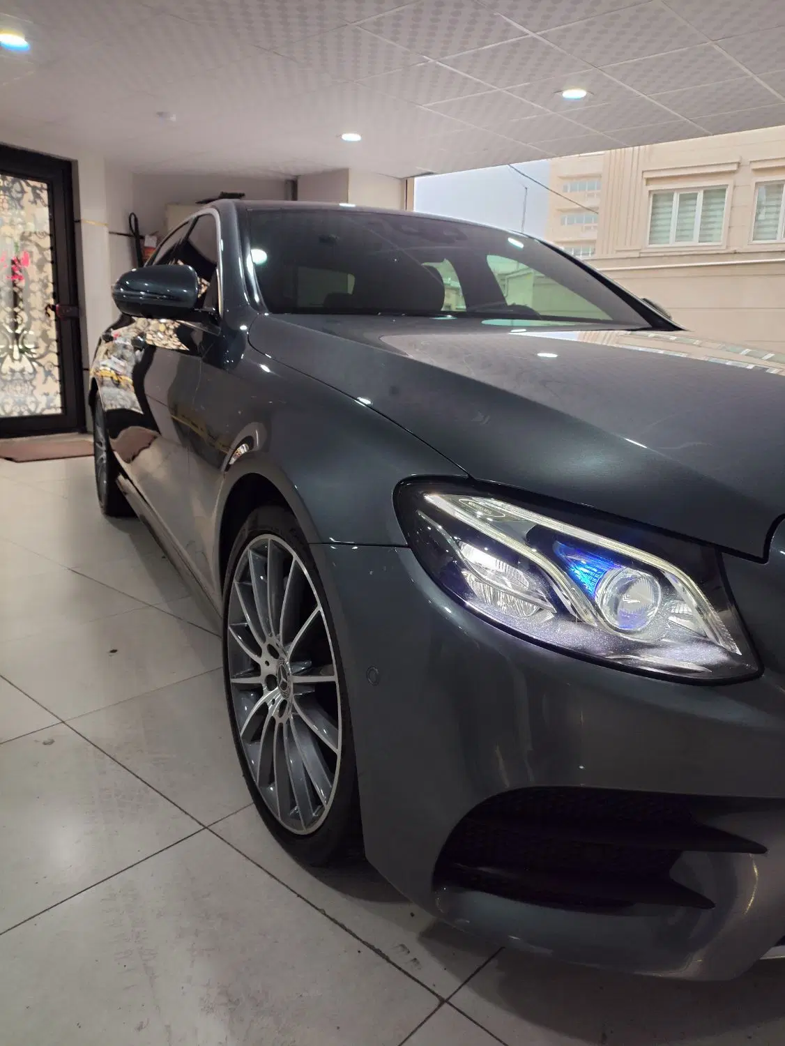 بنز e350 4matix مدل ۲۰۱۹ بدون رنگ و خط و خش|خودرو سواری و وانت|تبریز, |دیوار