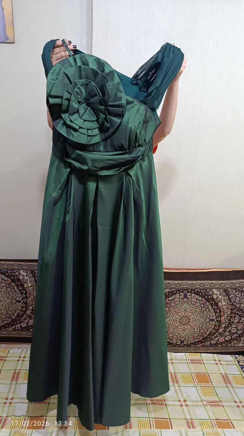 لباس مجلسی|لباس|رشت, دیانتی|دیوار