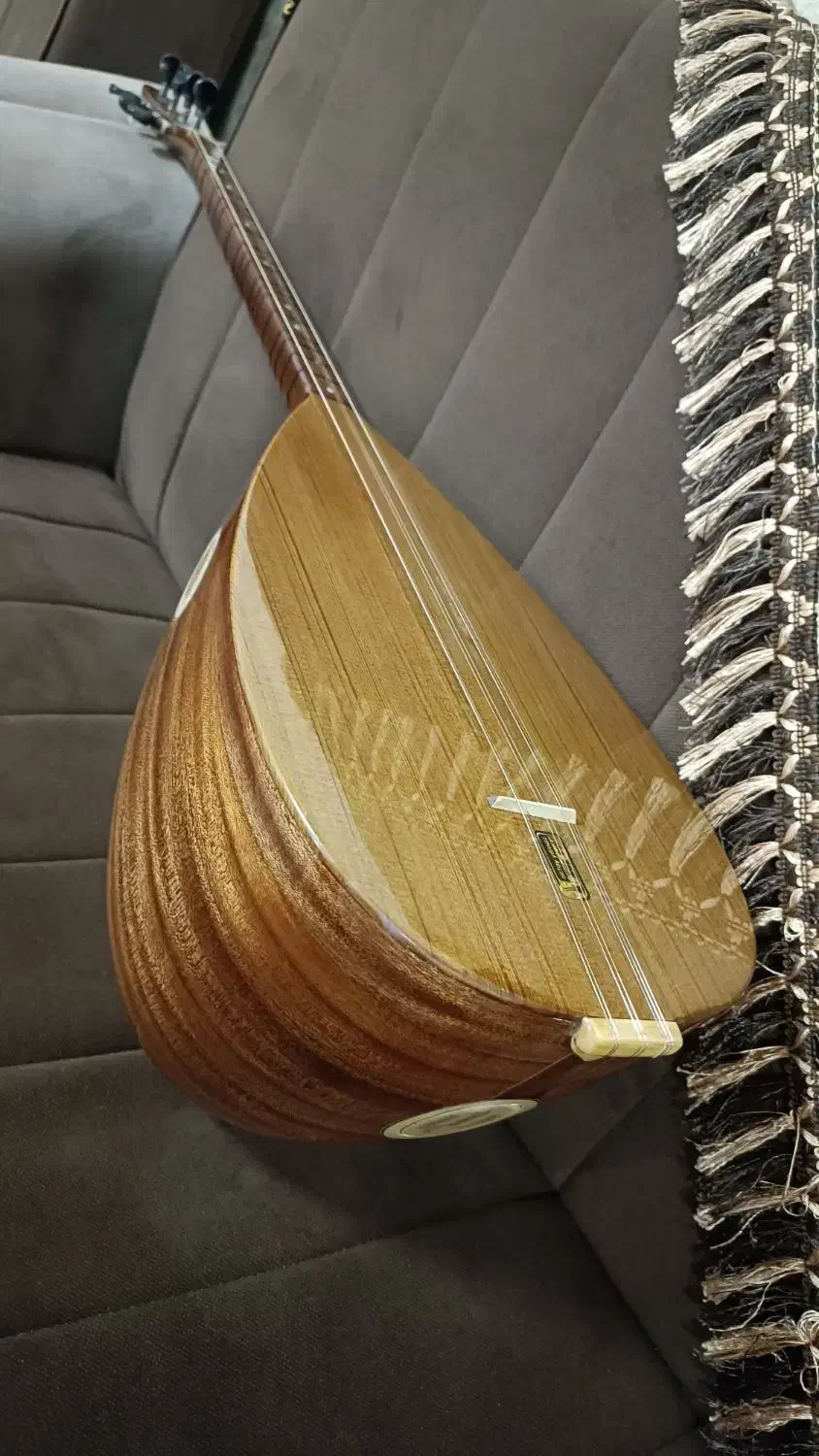 باغلاما اکتای یلماز دسته کوتاه سری C|سازهای سنتی|تبریز, |دیوار