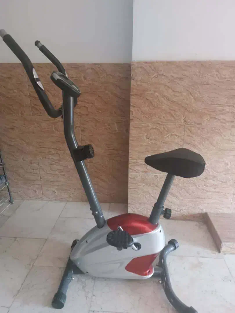 دوچرخه ثابت|تجهیزات ورزشی|پاکدشت, پاکدشت (مامازند)|دیوار