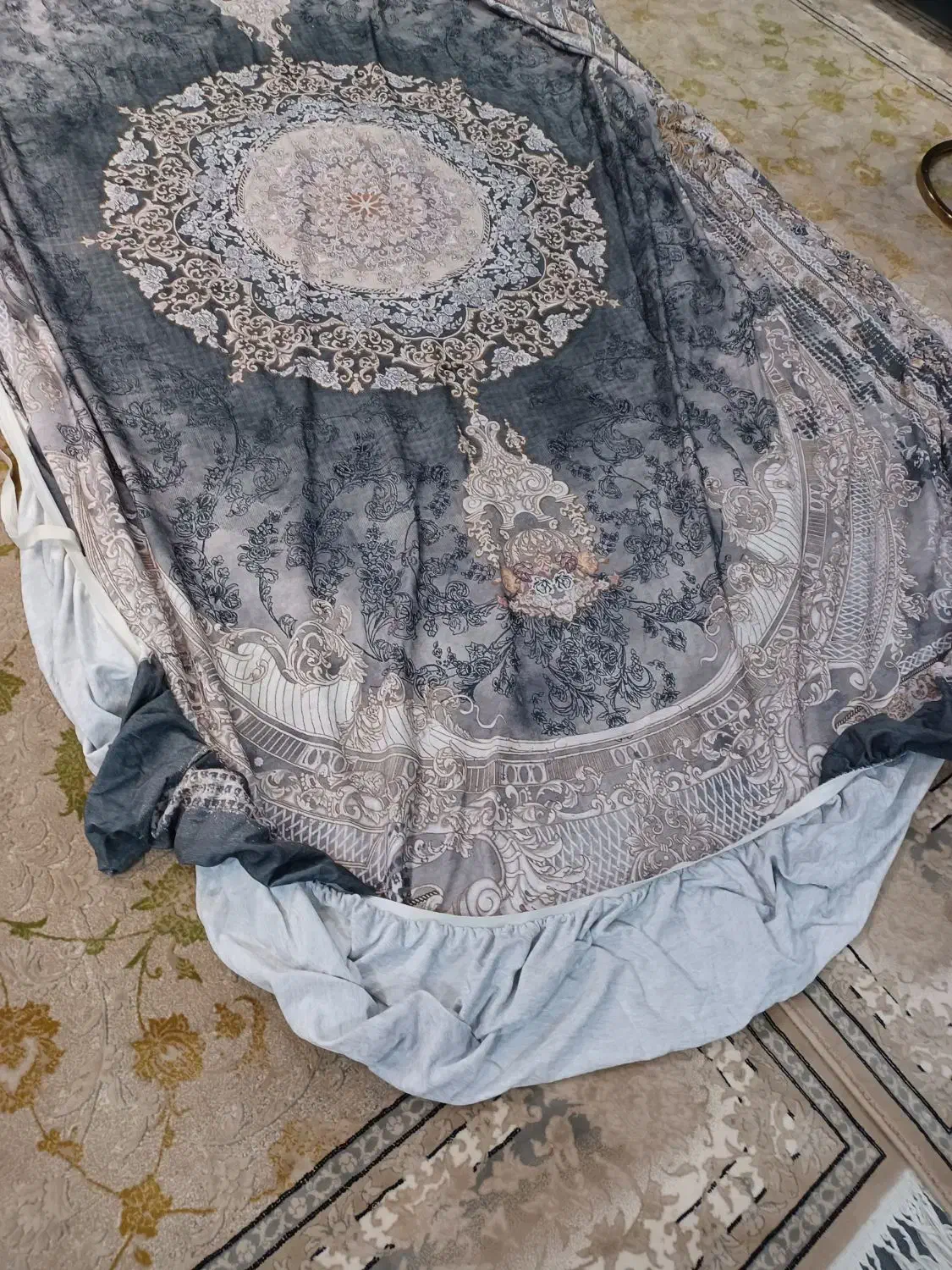 روفرشی|روفرشی|مشهد, امام رضا (ع)|دیوار