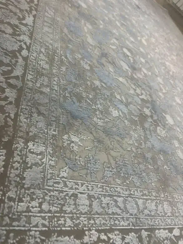 فرش هدیه هست کاملا نو به دلیل ست نبودن بفروش میرود|فرش|بابل, |دیوار