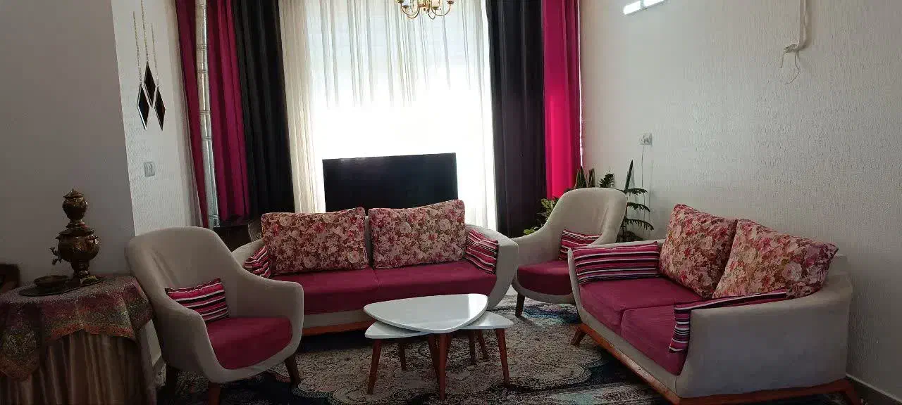 پرده مخمل توسی صورتی|پرده، رانر، رومیزی|شاهینشهر, شهرک هشت بهشت|دیوار