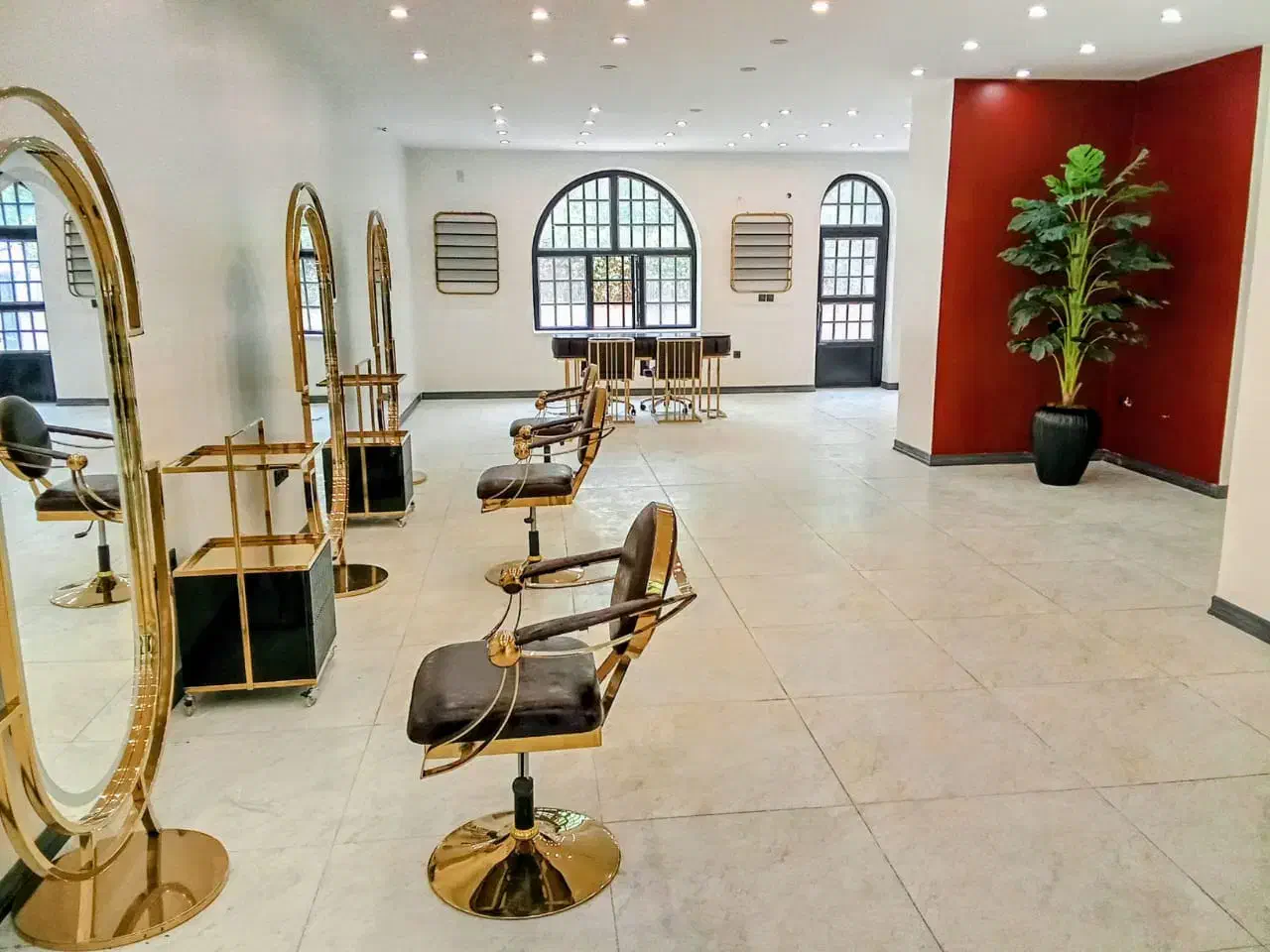 ویلایی۵۰۰ متر/استثنایی/مناسب مشاغل و سکونت/مهرشهر|اجارهٔ خانه و ویلا|کرج, فاز ۲ مهرشهر|دیوار