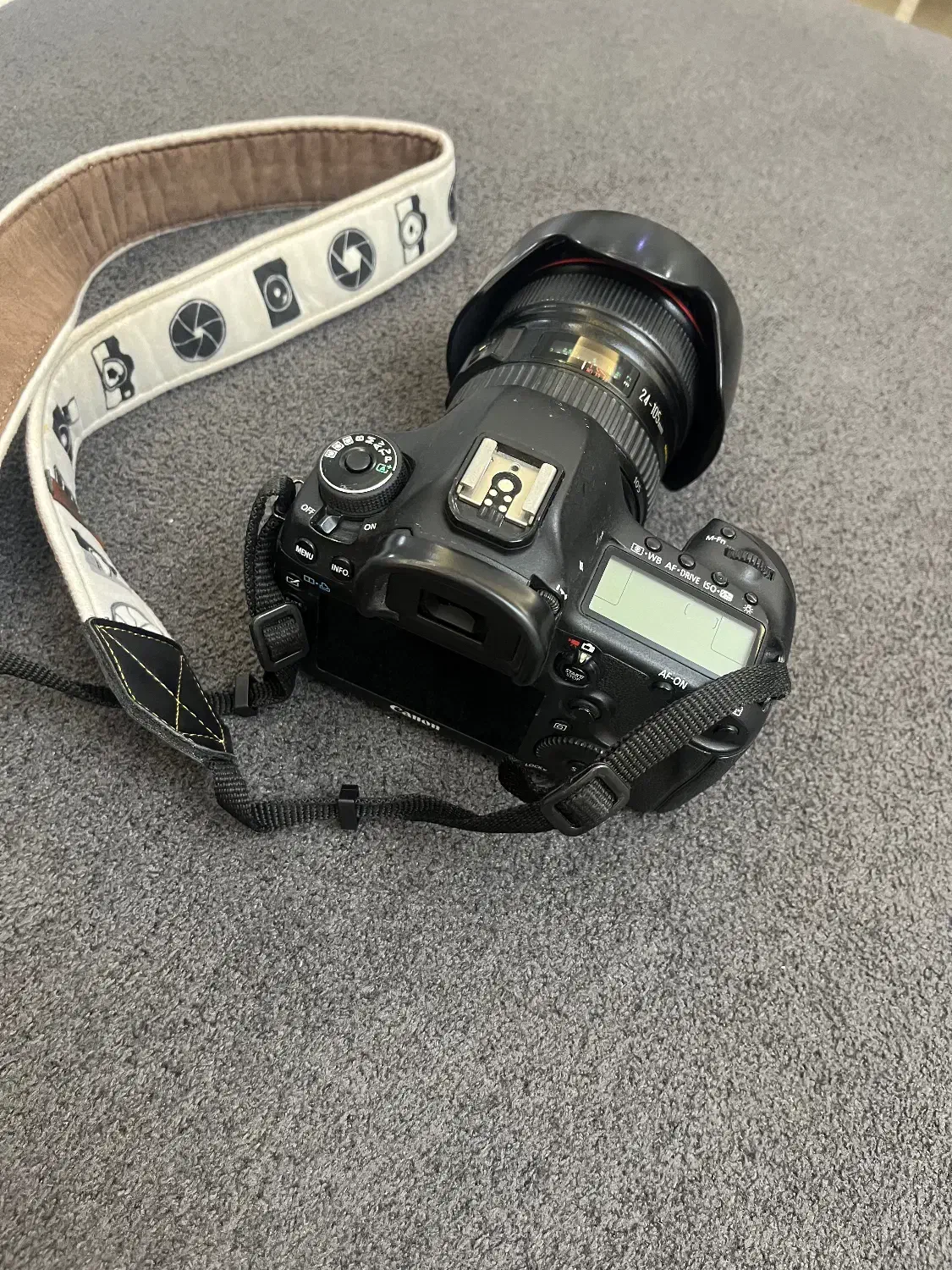 دوربین عکاسی و فیلم برداری canon 5d mark 3|دوربین عکاسی و فیلم‌برداری|قائم‌شهر, |دیوار