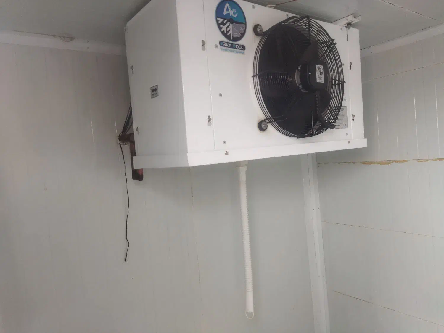 سردخانه بالای صفر|ماشینآلات صنعتی|ساوه, |دیوار