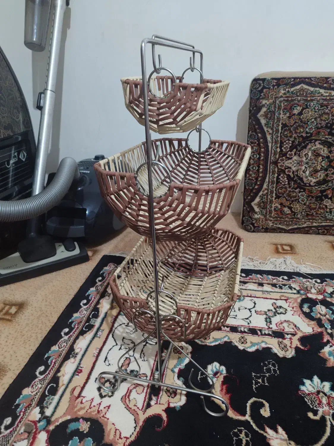 سبدسیب زمینی پیاز حصیری|آب‌چکان و نظم‌دهنده ظروف|مشهد, طبرسی شمالی|دیوار