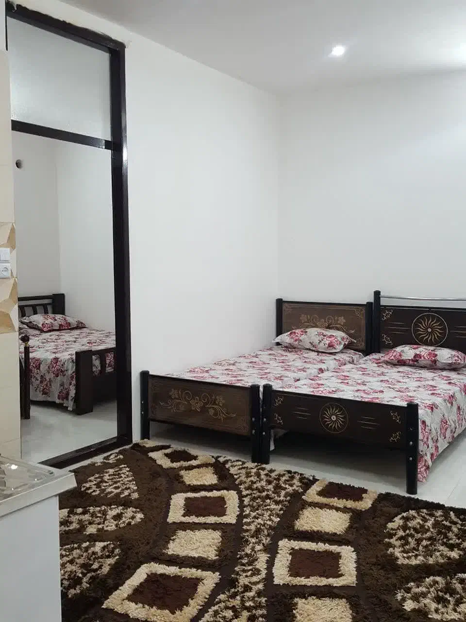 سویت آپارتمان مسافرخانه فروشی|فروش خانه و ویلا|قم, چهار مردان|دیوار