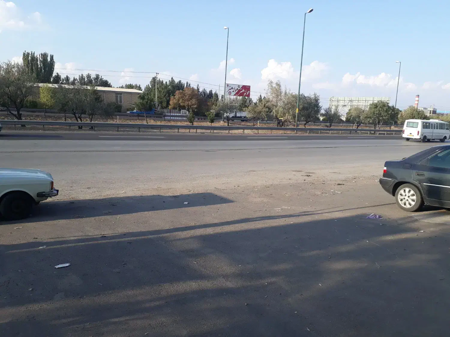 فروش کارخانه بر جاده آذرشهر (روبرو حوله هنر)|فروش دفتر صنعتی، کشاورزی، تجاری|خسروشاه, |دیوار