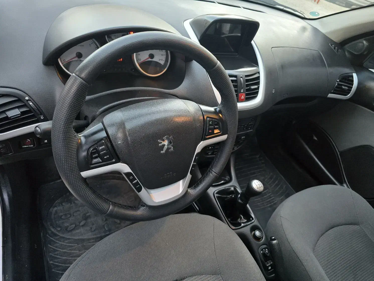 پژو ۲۰۷ پانا|خودرو سواری و وانت|سمنان, |دیوار