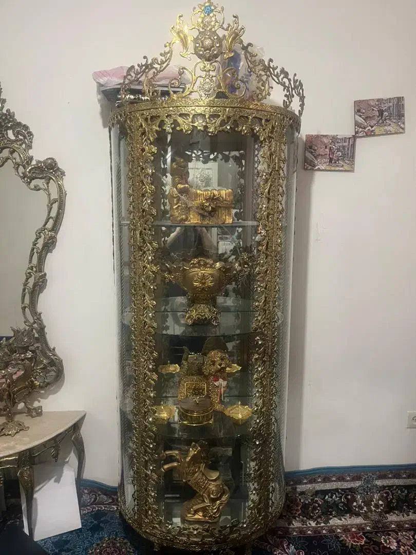 فروش وسایل برنزه|بوفه، ویترین، کنسول|تهران, دولاب|دیوار