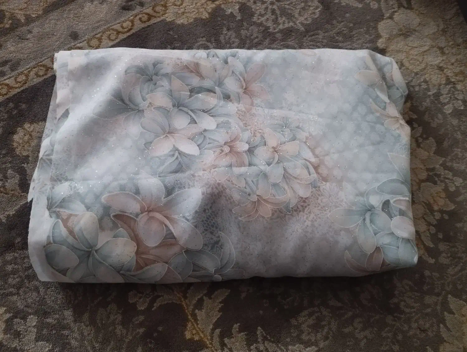 چادرمجلسی|لباس|خرمآباد, |دیوار