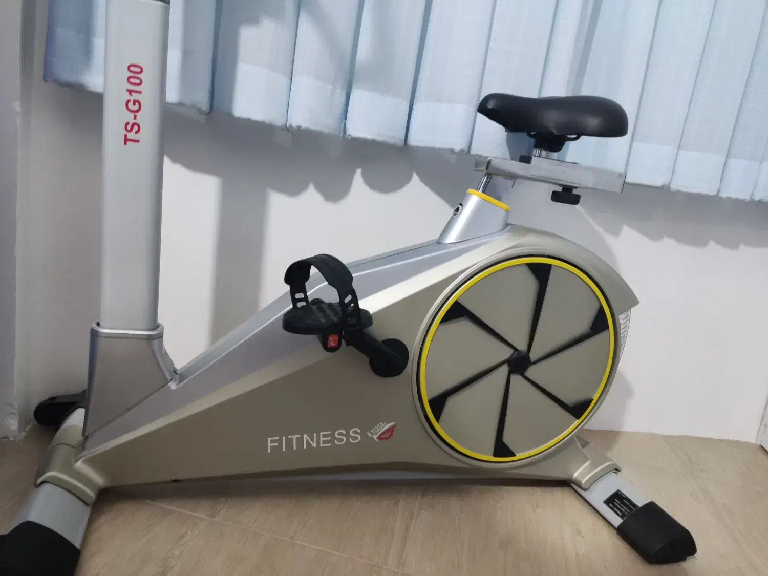 دوچرخه ثابت در حد نو|تجهیزات ورزشی|ارومیه, |دیوار