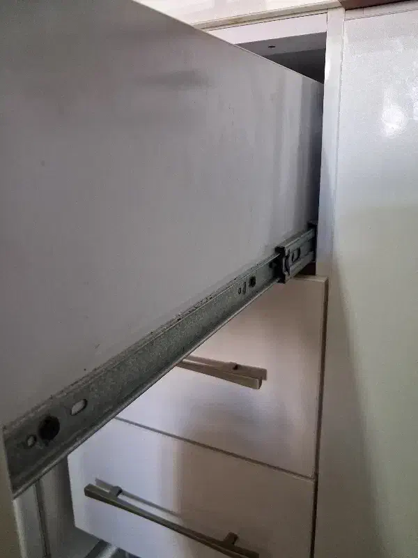 تعمیرات کابینت و کمد دیواری|خدمات پیشه و مهارت|اردبیل, |دیوار