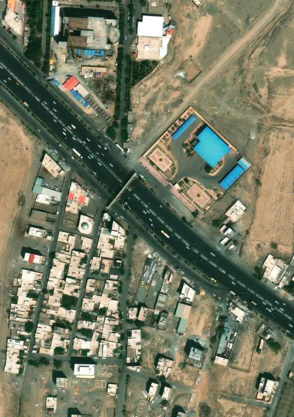 شریف اباد براصلی بر جاده تهران مشهد(سند تک برگ)|فروش زمین و ملک کلنگی|شریفآباد, |دیوار