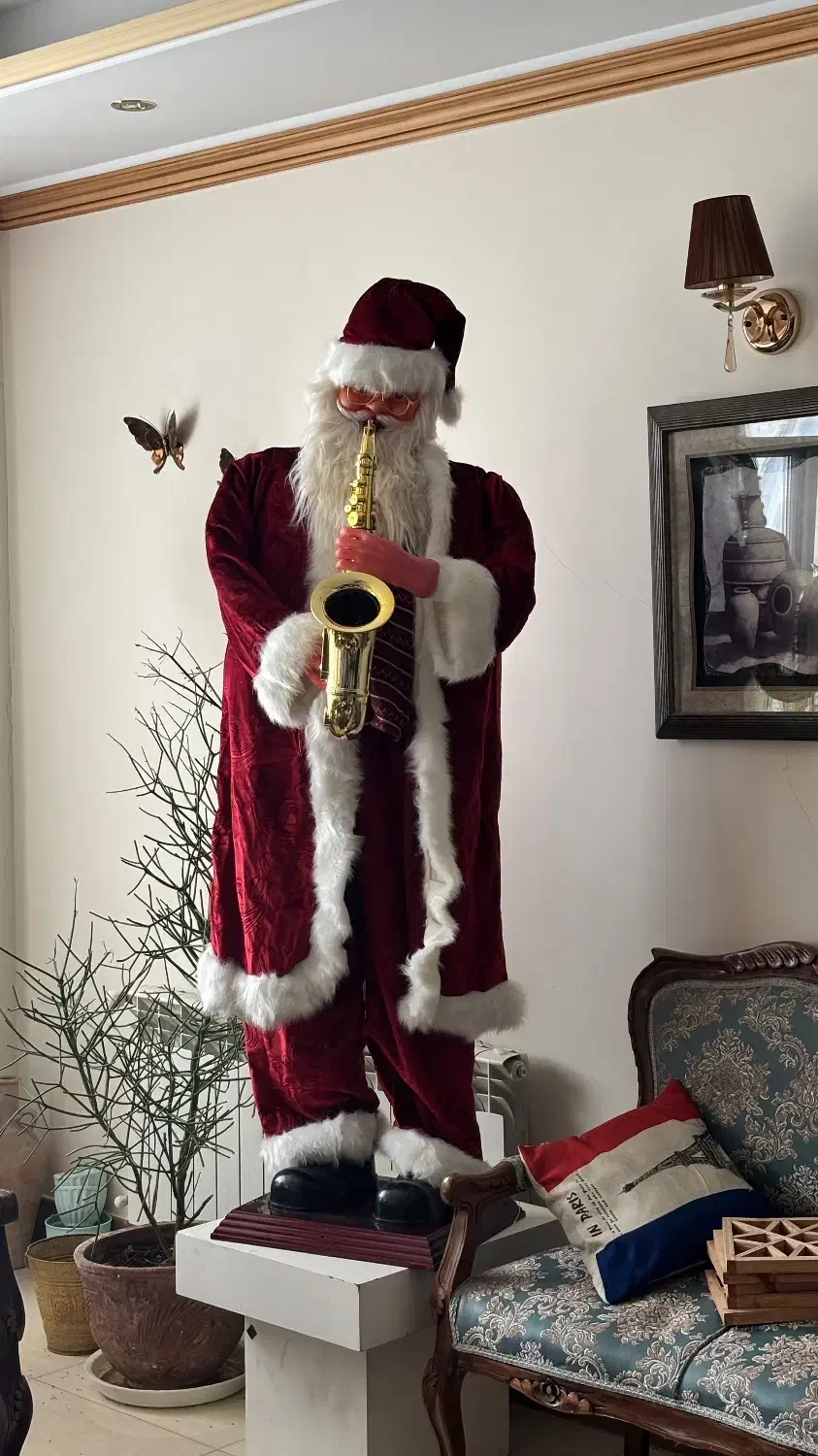 عروسک بابانوئل ۲ متری رقصان|مجسمه، تندیس، ماکت|کرج, عظیمیه|دیوار