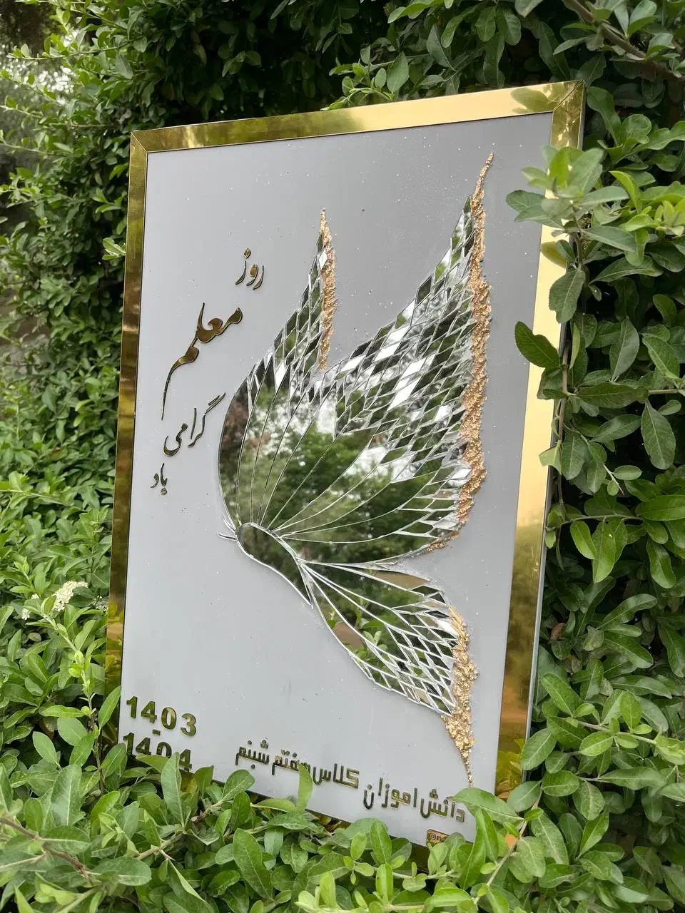 تابلو آینه کاری و ساعتهای رزینی|خدمات پیشه و مهارت|تهران, علی‌آباد|دیوار