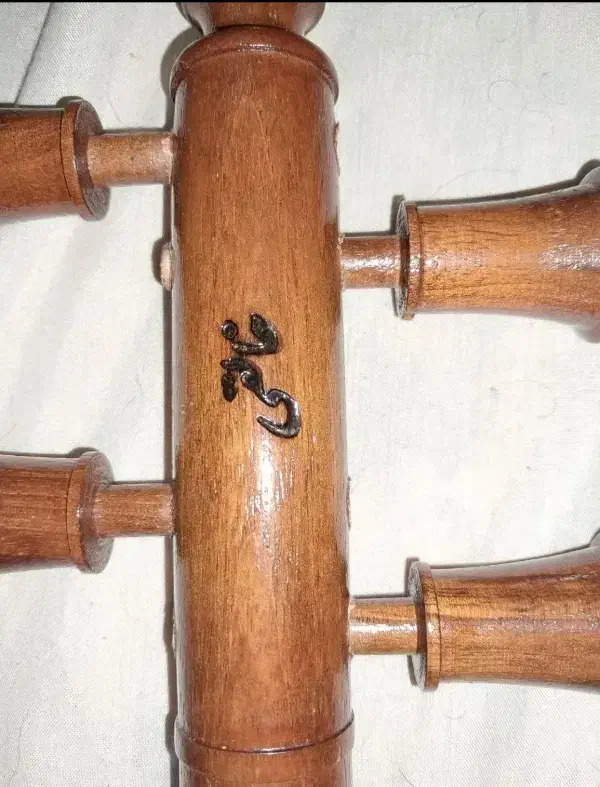 کمانچه ویژه دو مهر خالقی|سازهای سنتی|تویسرکان, |دیوار