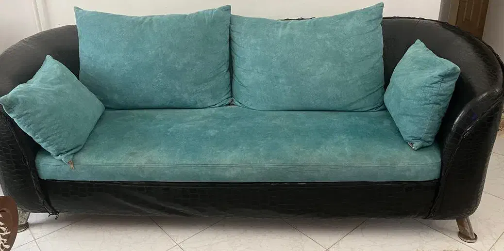 مبل چرم|مبلمان خانگی و میز عسلی|رشت, معلم|دیوار