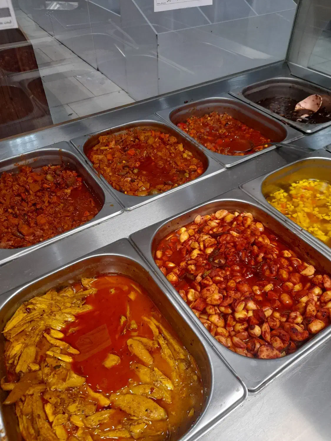 صندوقدار خانم|استخدام خدمات فروشگاه و رستوران|یزد, |دیوار