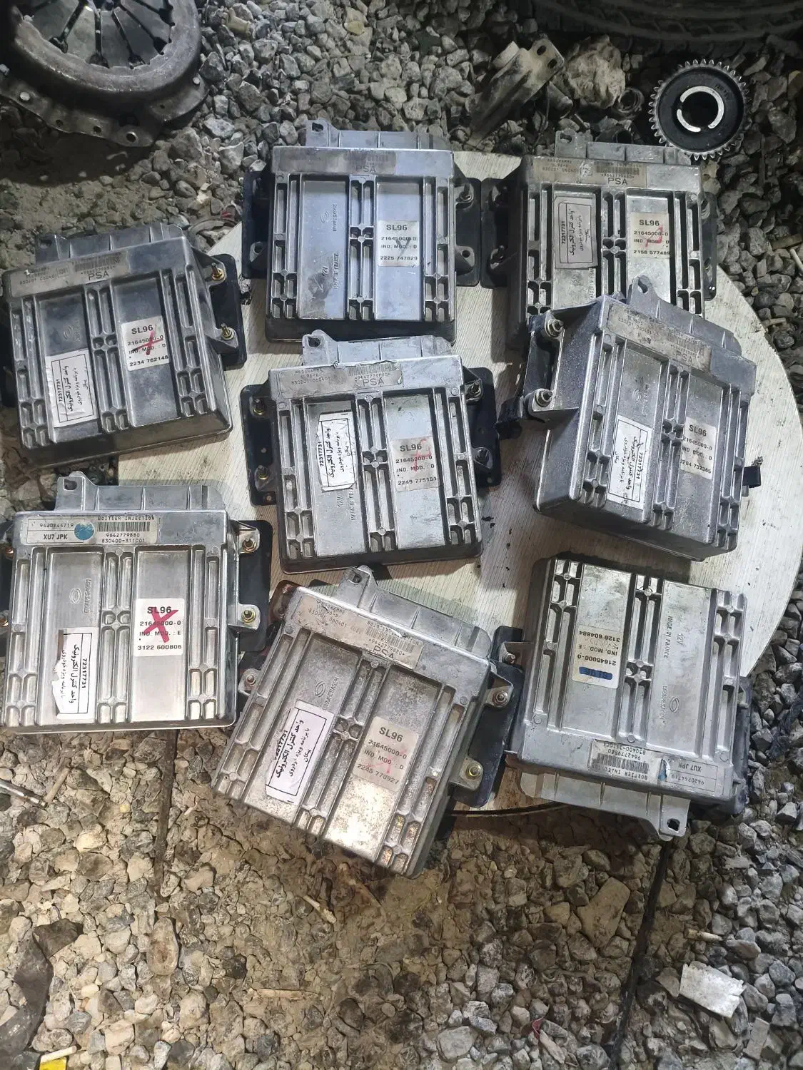 ایسیو کامپیوتر خودرو به تعداد|قطعات یدکی و لوازم جانبی|کرمانشاه, |دیوار