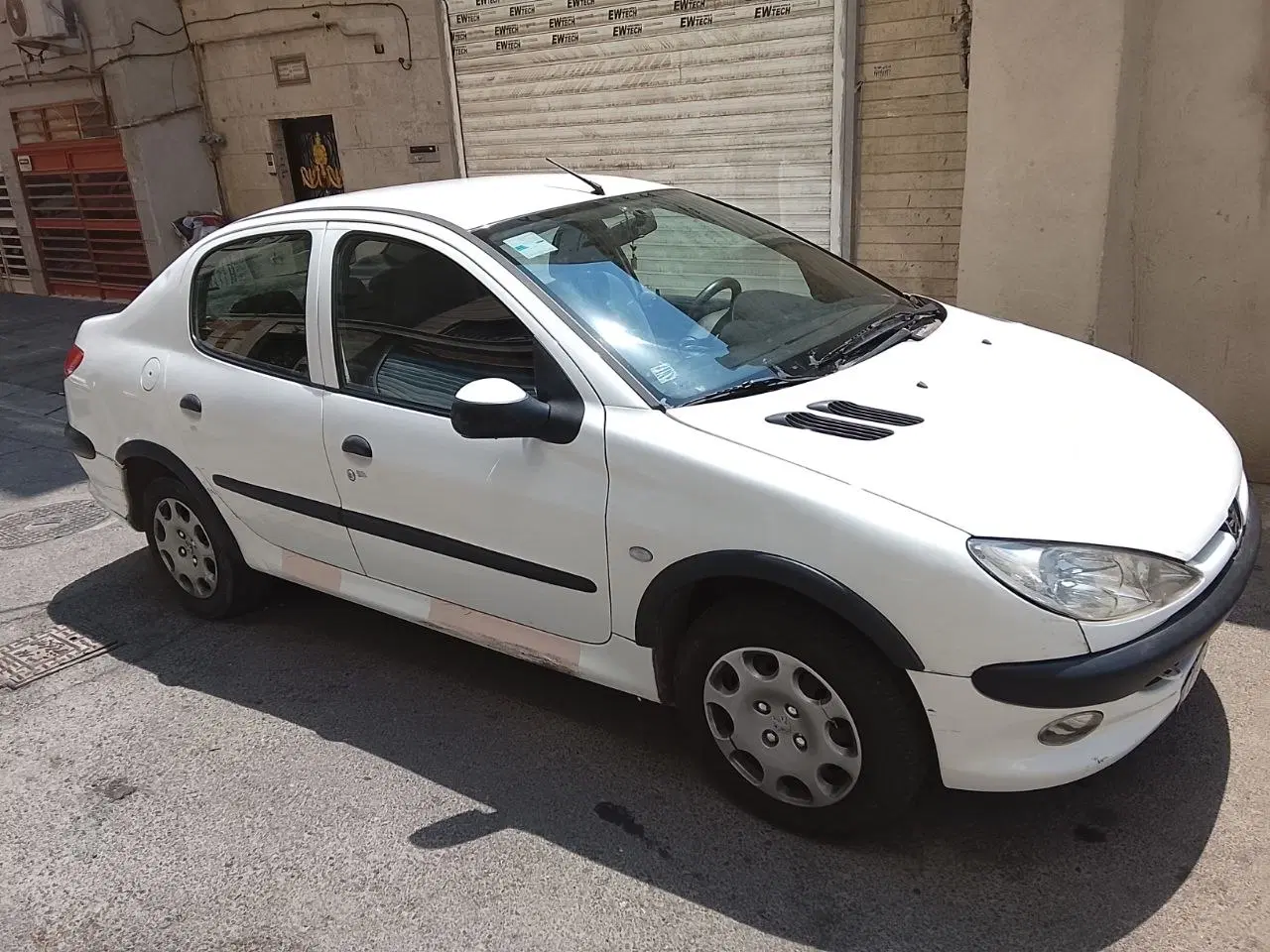 ماشین ۲۰۶ SD V8|خودرو سواری و وانت|تهران, شهید رجایی|دیوار