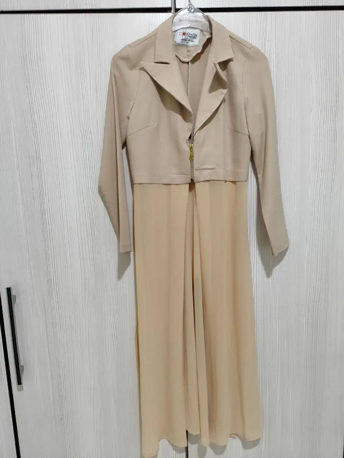 مانتو نو|لباس|بیرجند, |دیوار